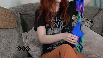 Scarlett mae trying to put on swimsuit