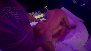 Levamos a mulher do corno no motel e fodemos ela de todo jeito metemos dois paus na buceta dela e filmamos para mandar pra ele