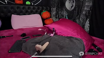 Goth girl gets fucked hard on live