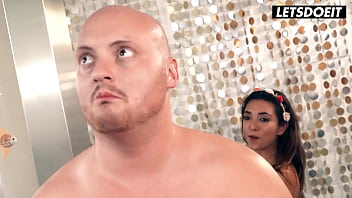 Frida sante finally ends the friendzone at the hotel letsdoeit