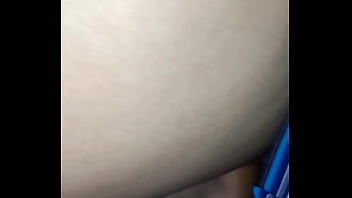 El zorro de mi amante me come el coño bien rico y luego me lo deja lleno de leche