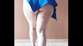 Chica Muestra Sus Nalgotas Y Espera Ser Penetrada thumbnail