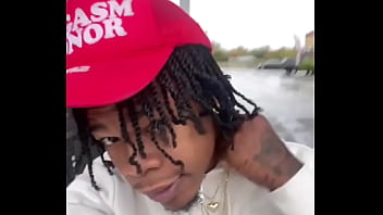 Why would i chase a bitch i can go chase a check or sumn ️ Why would i chase a bitch i can go chase a check or sumn ️