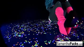 Hot Blonde Rubs Her Pussy thumbnail