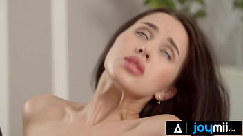 Smoking hot gf rides her bf cock until he cums on her