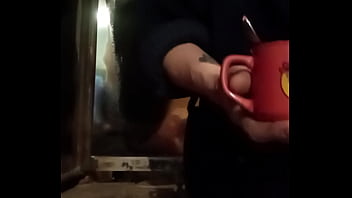 Bonjour mes coquins je vous offre le café rdv ce soir 21h30