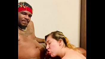 She chockin on that black cock