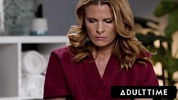 Masseuse disciplines bad petite blonde