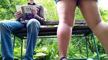 Curvy milf in pantyhose peeing next to me in the park view from below