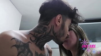 Comi a empregada no pelo sem minha mulher perceber completo