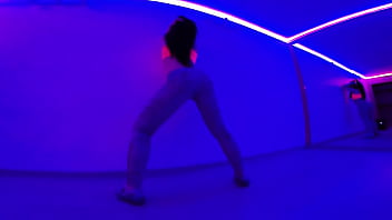 Twerk & booty shake dance contest final sasha x twerk girls