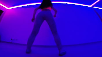 Twerk & booty shake dance contest final sasha x twerk girls