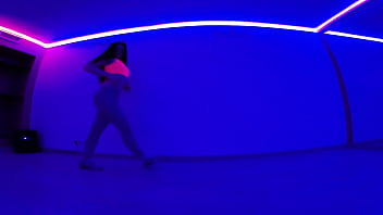 Twerk & booty shake dance contest final sasha x twerk girls