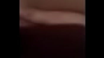 Gurl playing with puss