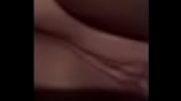 Gurl playing with puss