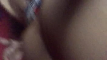 Se mueve excelente arriba de la pija