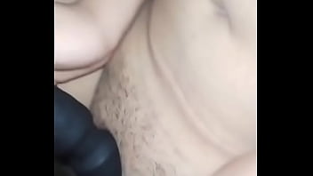 A rola estava tão fundo que saiu mais do que tesão A rola estava tão fundo que saiu mais do que tesão