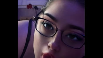 Proposez vos films porno préférés et on les fait apparaître dans nos vidéos