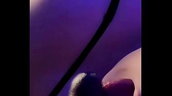 Proposez vos films porno préférés et on les fait apparaître dans nos vidéos