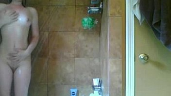 Bathroom masturbation on cam