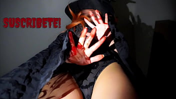 Pov se me sube la bruja en la noche especial halloween brujita traviesa entra en mi habitación para montarme