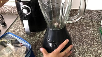 Le pago con cuerpo al técnico de las licuadoras