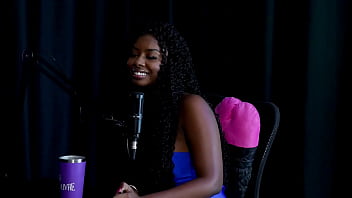 O motivo que decidiu fazer conteúdo pornô se decepcionou na primeira gravação quer colocar dedo no cu do homem e ao experimentar outra mulher emily louise watch sheer red