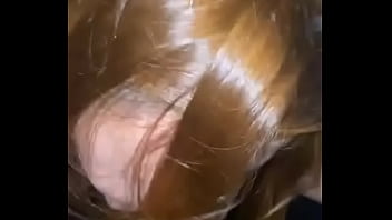 Eu tava numa cabine do swing com meu marido fazendo uma exibição ti já um cara na porta olhando meu marido colocou o cara pra dentro pra chupar minha buceta e socar a rola bem gostoso e mim