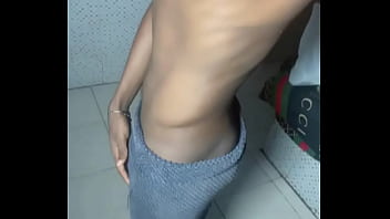 If you’re on the island and can handle camera for my shoot right now