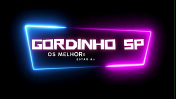 Fudendo a mel prada e finalizando dentro