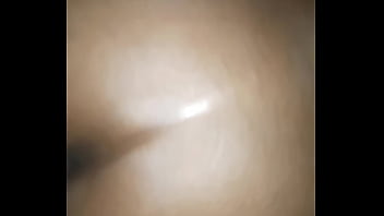 Darkskinned beauty throws it back hard Darkskinned beauty throws it back hard