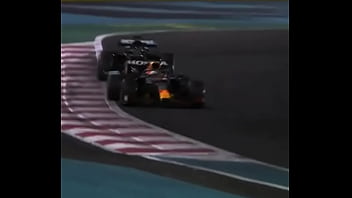 Ele levou um cacete e muito gozo