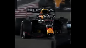 Ele levou um cacete e muito gozo