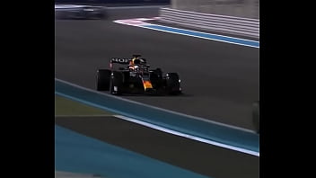 Ele levou um cacete e muito gozo