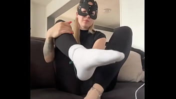 Do you want to smell then kneel in front of me #fetisch #feetworld #feet girl creator #socks #s Do you want to smell then kneel in front of me #fetisch #feetworld #feet girl creator #socks #s
