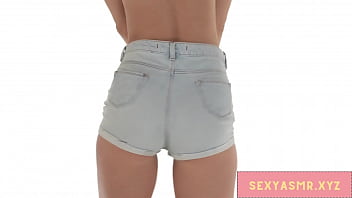 Blonde slut shaking it