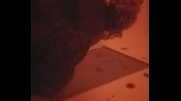 Elle kiffe rebondir dessus