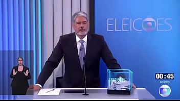 Velho socando verdades no cu do padre