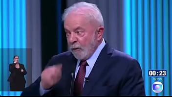 Velho socando verdades no cu do padre