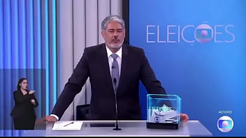 Velho socando verdades no cu do padre