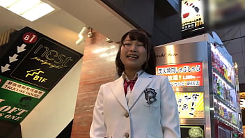 【超貴重】秋葉原の地下アイドルの特典会の様子。顔射ありの裏オプション 1