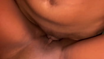 Me follo a mi hermanastra pro su gran coño