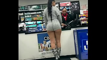 Thick Model Twerking At Wirk thumbnail