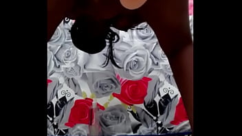 Cette chatte mérite d'être baisée