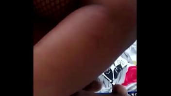 Cette chatte mérite d'être baisée