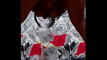 Cette chatte mérite d'être baisée