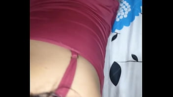 Colegiada culona me deja follarle el culo