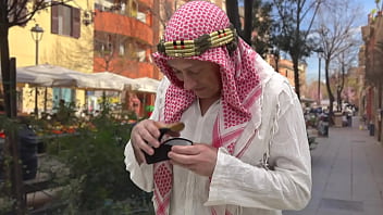 Sfida Anale Con La Notaia Ninfomane Per Giocarsi L'eredita' thumbnail