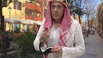 Sfida anale con la notaia ninfomane per giocarsi l'eredita'