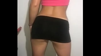 Coucou ma tenue de cette après midi vous plaît